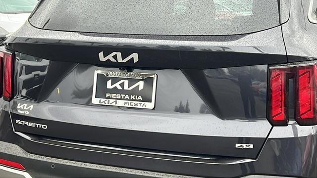 new 2025 Kia Sorento car, priced at $42,530