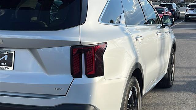 new 2025 Kia Sorento Hybrid car, priced at $48,700