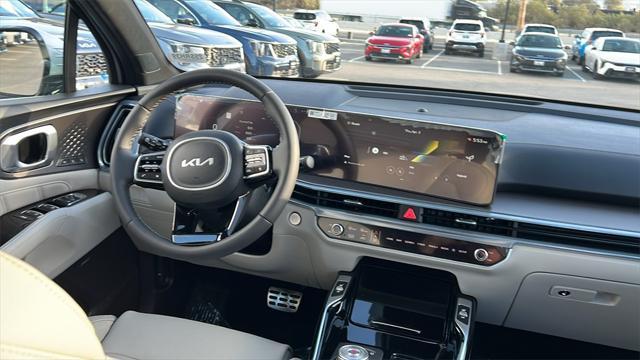 new 2025 Kia Sorento Hybrid car, priced at $48,700