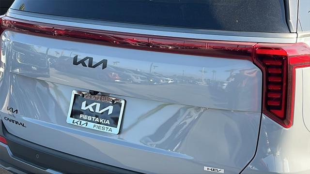 new 2026 Kia Carnival Hybrid car