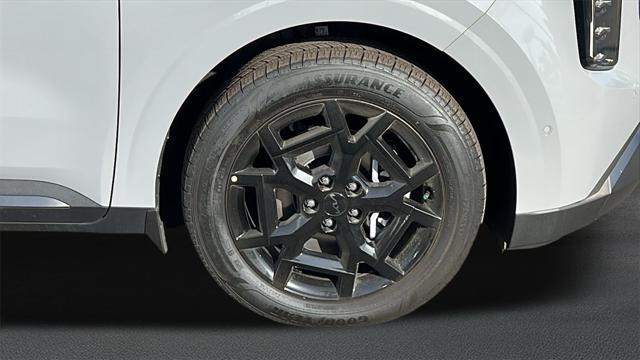 new 2026 Kia Carnival Hybrid car