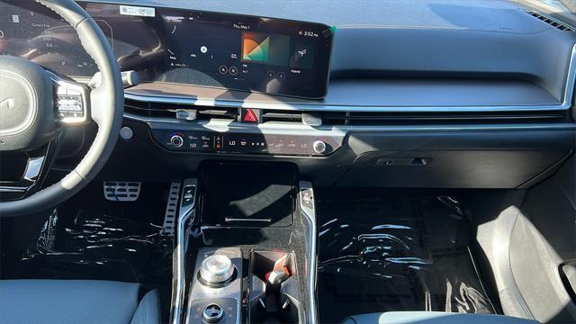 new 2025 Kia Sorento Hybrid car