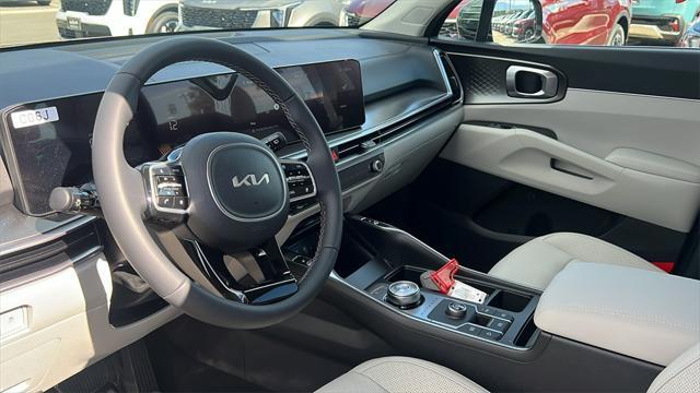 new 2025 Kia Sorento Hybrid car, priced at $40,460