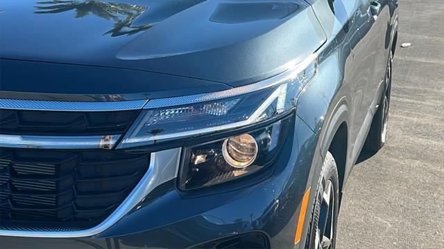 new 2025 Kia Seltos car, priced at $28,515