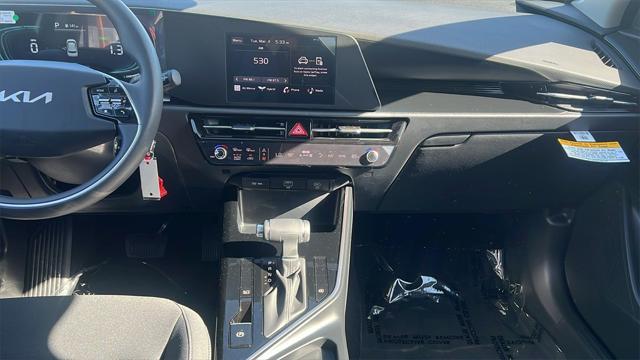 new 2025 Kia Niro car, priced at $29,310
