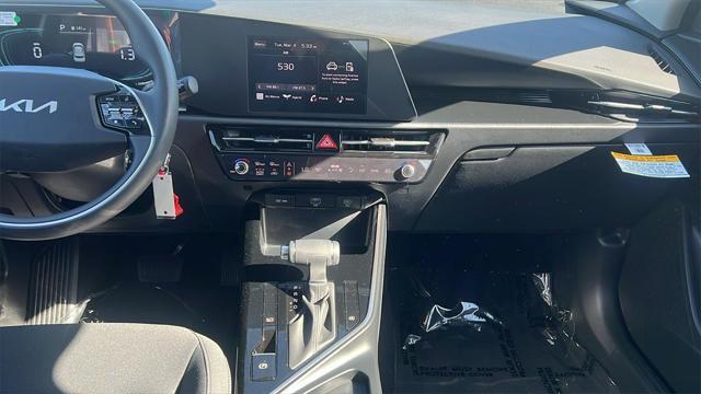 new 2025 Kia Niro car, priced at $29,310