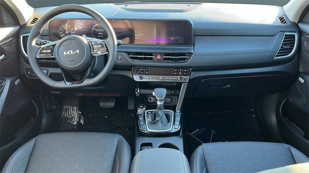 new 2026 Kia Seltos car, priced at $33,935