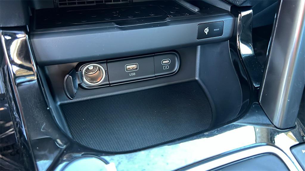 new 2026 Kia Seltos car, priced at $33,935