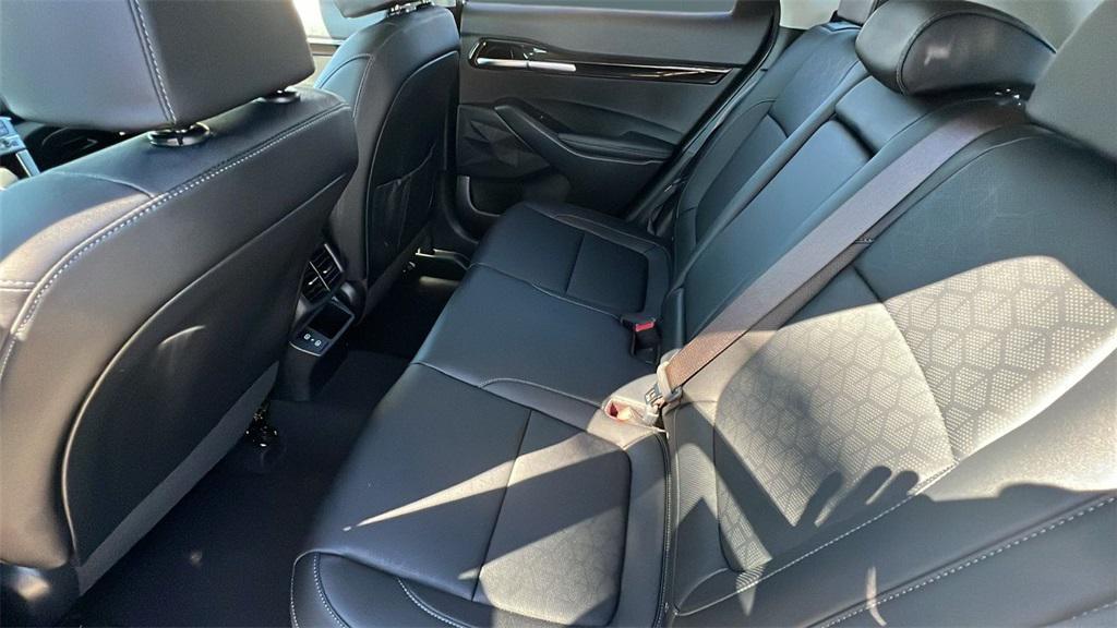 new 2026 Kia Seltos car, priced at $33,490