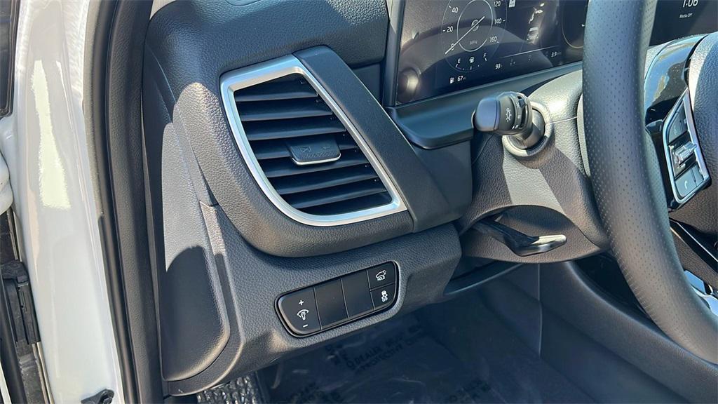 new 2026 Kia Seltos car, priced at $33,490