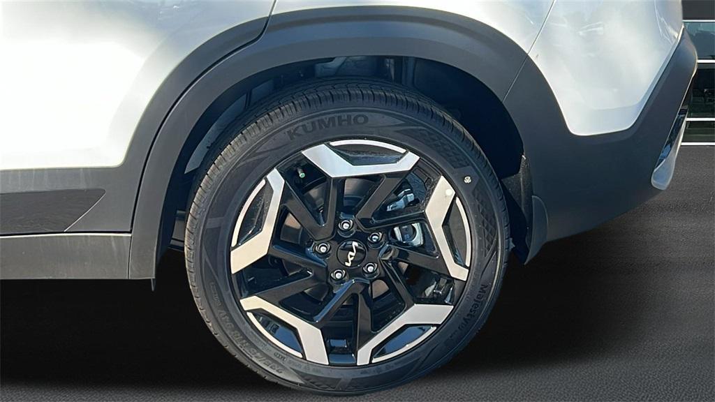 new 2026 Kia Seltos car, priced at $33,490