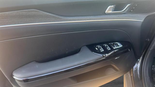 new 2025 Kia K5 car, priced at $35,830