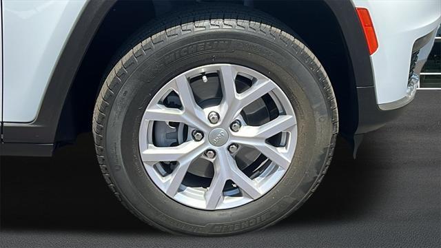 used 2022 Jeep Grand Cherokee L car, priced at $33,498