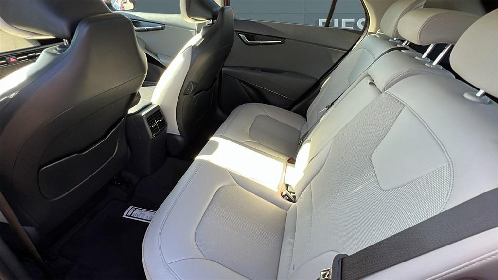 new 2025 Kia Niro car, priced at $31,970
