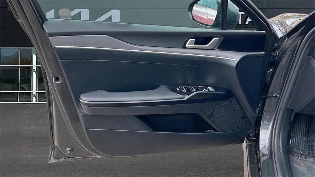 new 2026 Kia K5 car, priced at $28,905