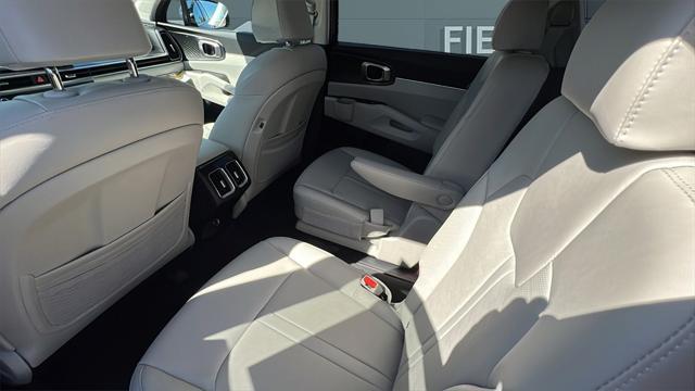new 2025 Kia Sorento car, priced at $43,205