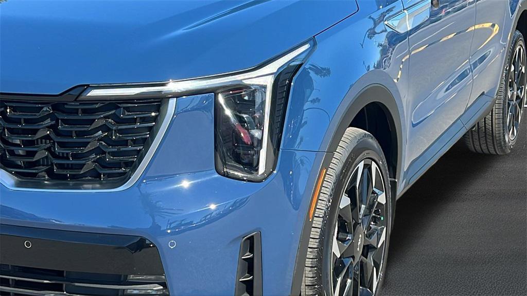 new 2025 Kia Sorento car, priced at $40,599