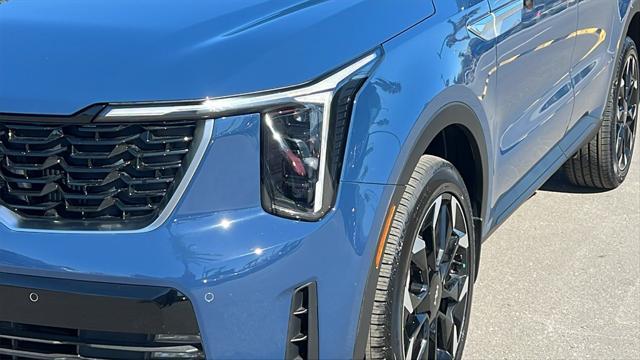 new 2025 Kia Sorento car, priced at $43,205