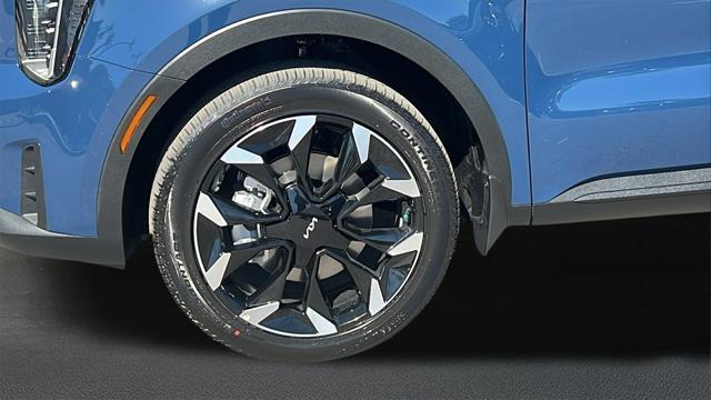new 2025 Kia Sorento car, priced at $43,205