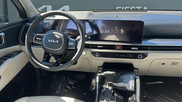 new 2025 Kia Sorento car, priced at $43,205