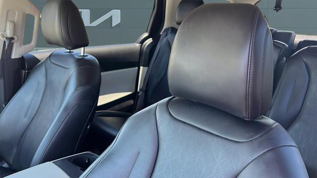 used 2022 Kia Carnival car, priced at $29,987