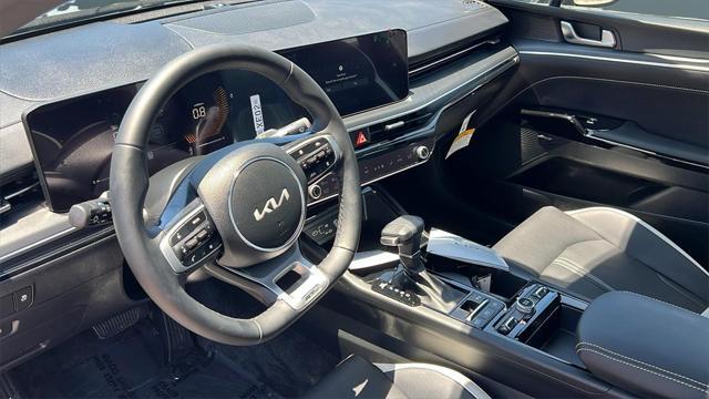 new 2025 Kia K5 car