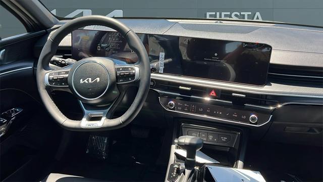 new 2025 Kia K5 car