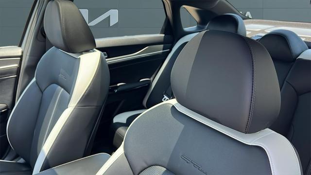 new 2025 Kia K5 car