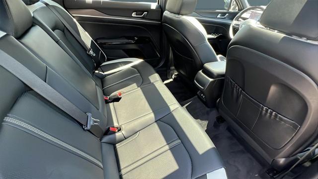 new 2025 Kia K5 car