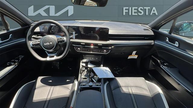 new 2025 Kia K5 car