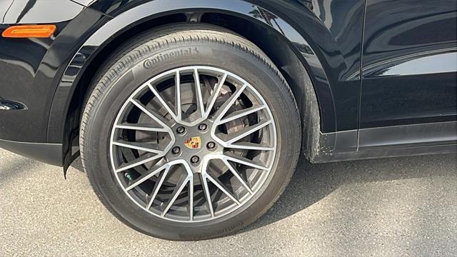 used 2021 Porsche Cayenne car, priced at $47,988