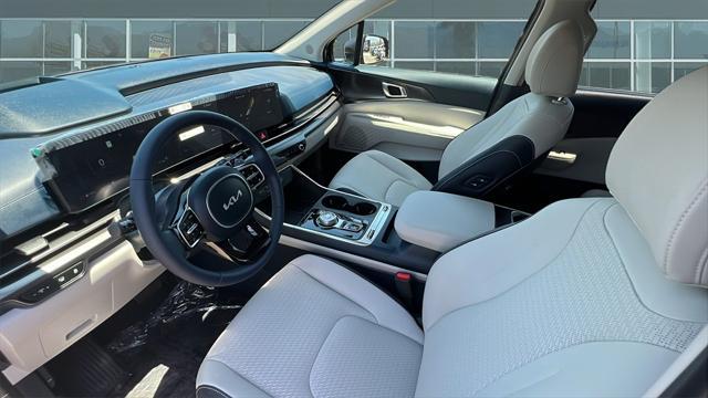 new 2026 Kia Carnival Hybrid car