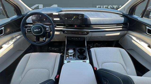 new 2026 Kia Carnival Hybrid car
