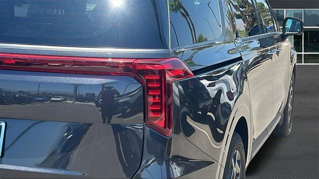 new 2026 Kia Carnival Hybrid car
