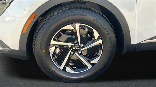 new 2025 Kia Sportage Hybrid car, priced at $30,915