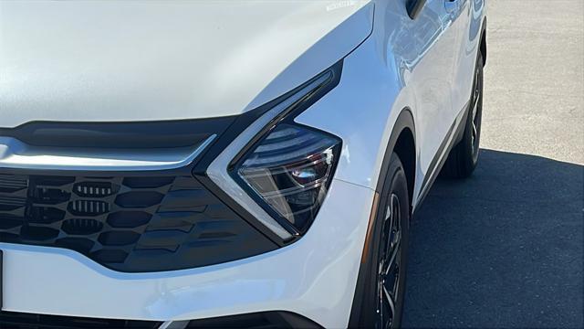 new 2025 Kia Sportage Hybrid car, priced at $30,915