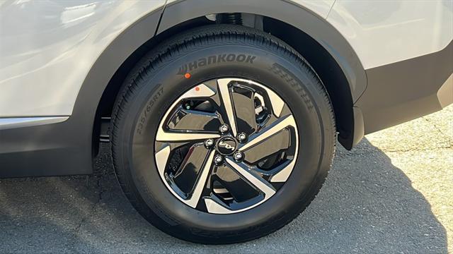 new 2025 Kia Sportage Hybrid car, priced at $30,915