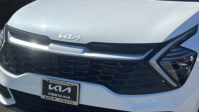 new 2025 Kia Sportage Hybrid car, priced at $30,915
