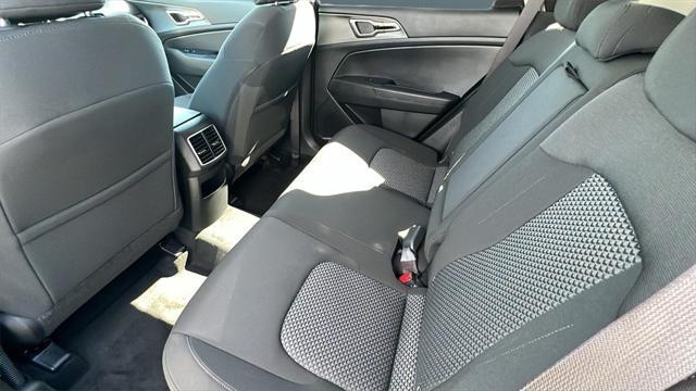 new 2025 Kia Sportage Hybrid car, priced at $30,915
