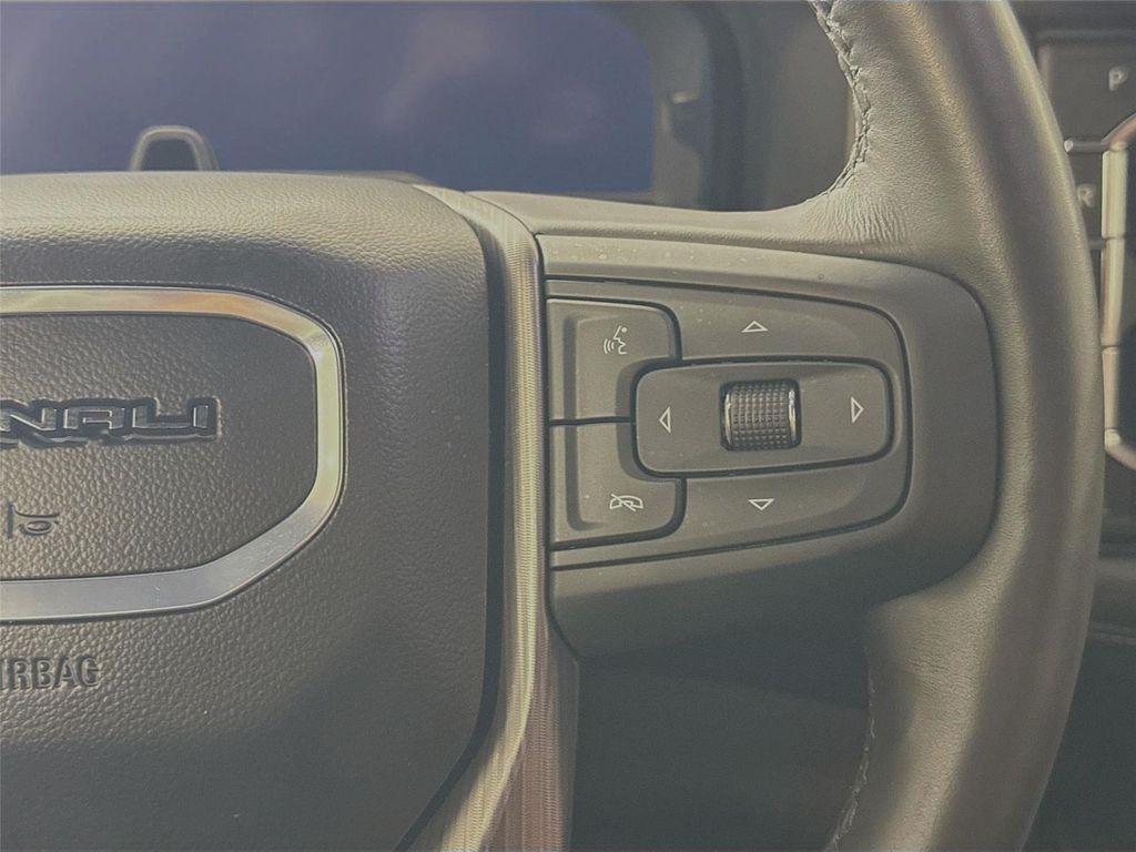 used 2024 GMC Yukon car, priced at $84,000