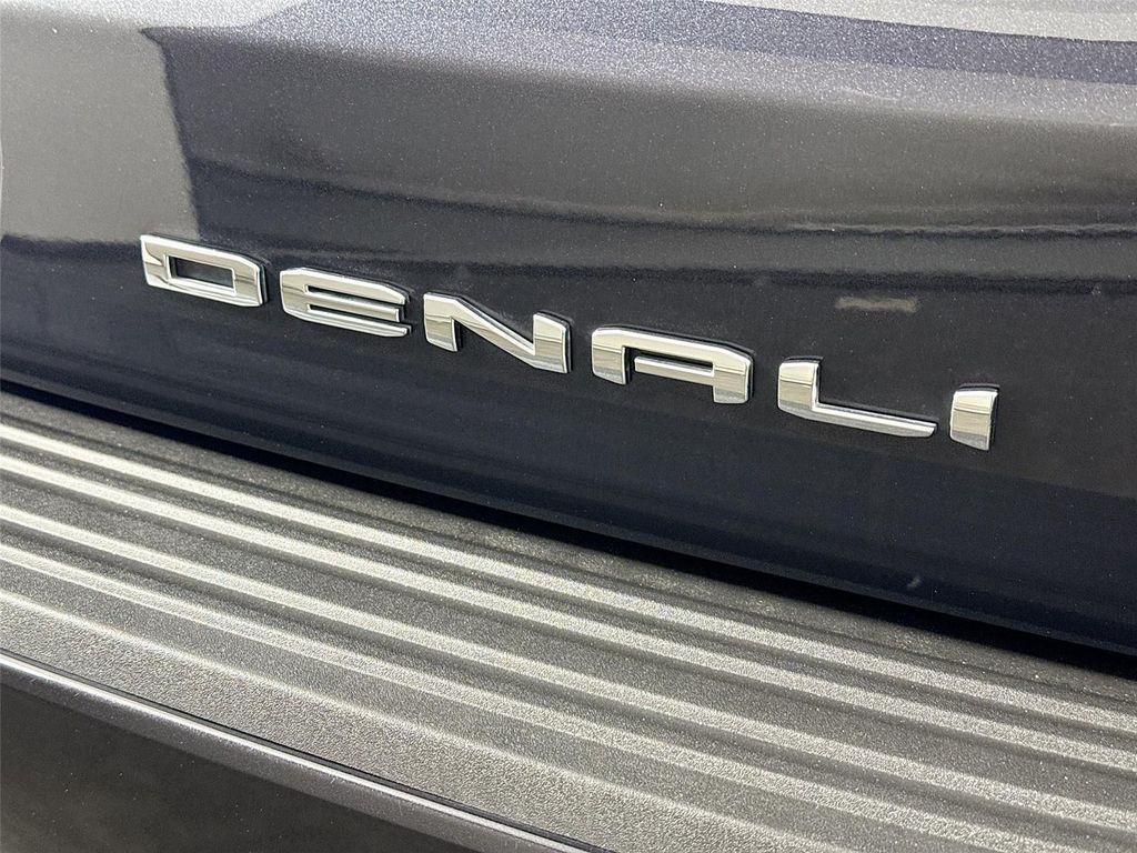 used 2024 GMC Yukon car, priced at $84,000