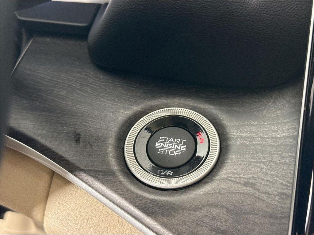 used 2022 Jeep Grand Cherokee car, priced at $26,800