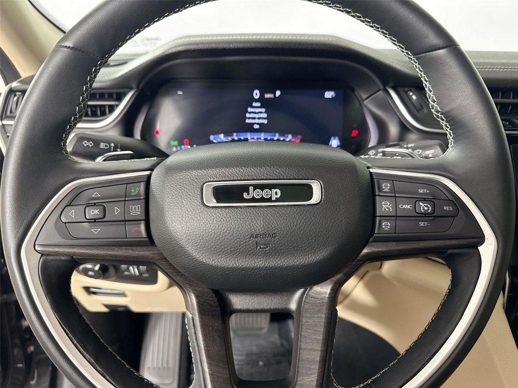 used 2022 Jeep Grand Cherokee car, priced at $26,800