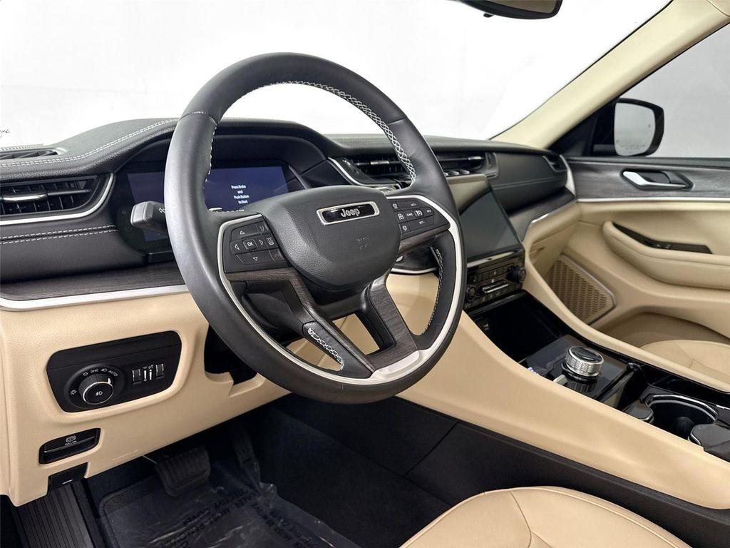 used 2022 Jeep Grand Cherokee car, priced at $26,800