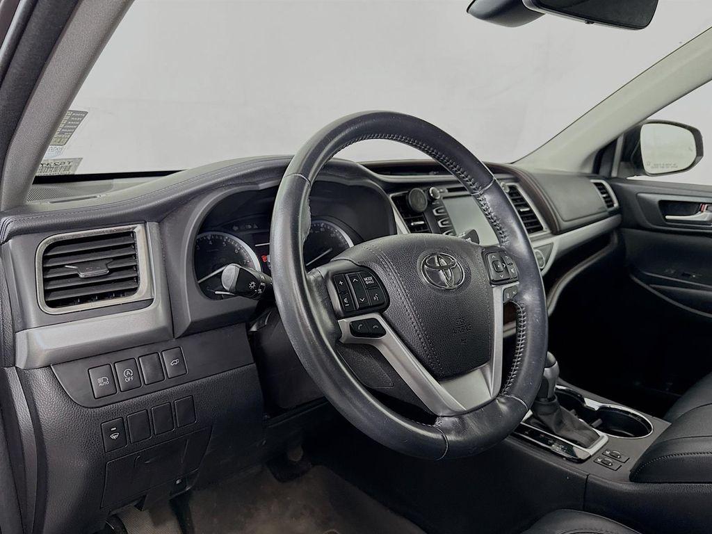 used 2017 Toyota Highlander car, priced at $25,500