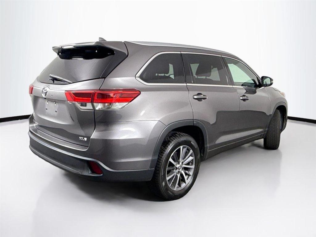 used 2017 Toyota Highlander car, priced at $25,500