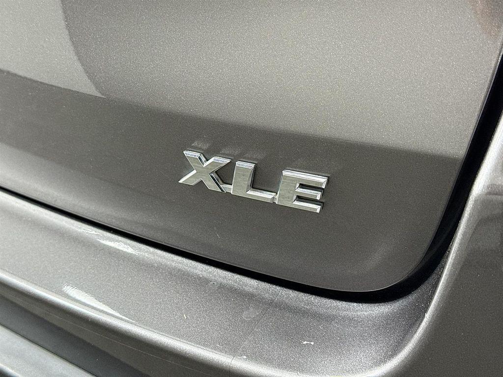 used 2017 Toyota Highlander car, priced at $25,500