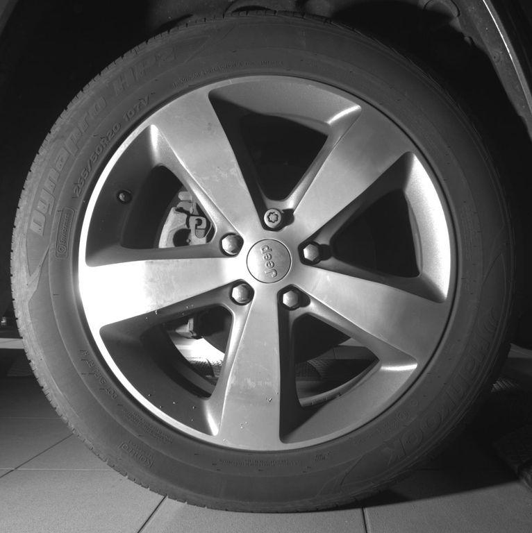 used 2015 Jeep Grand Cherokee car, priced at $16,000