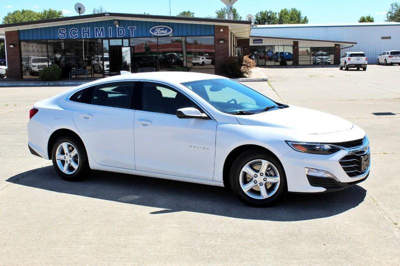 used 2024 Chevrolet Malibu car, priced at $21,998