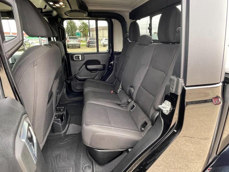 used 2021 Jeep Gladiator car, priced at $29,998